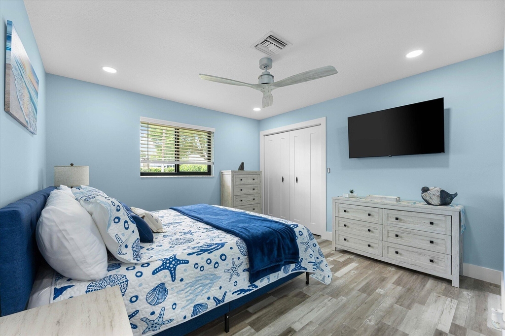 3313 Sherwood Boulevard - Photo 13