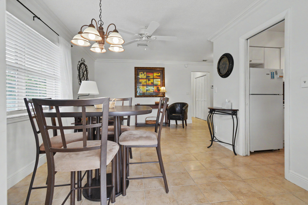 2701 Ne 1st Street - Photo 1