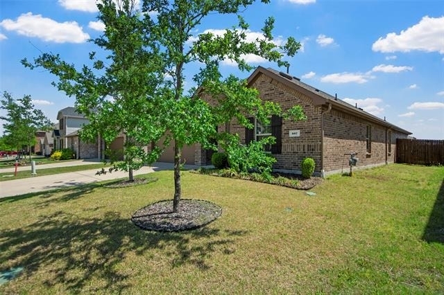 507 Saddle Club Way - Photo 2