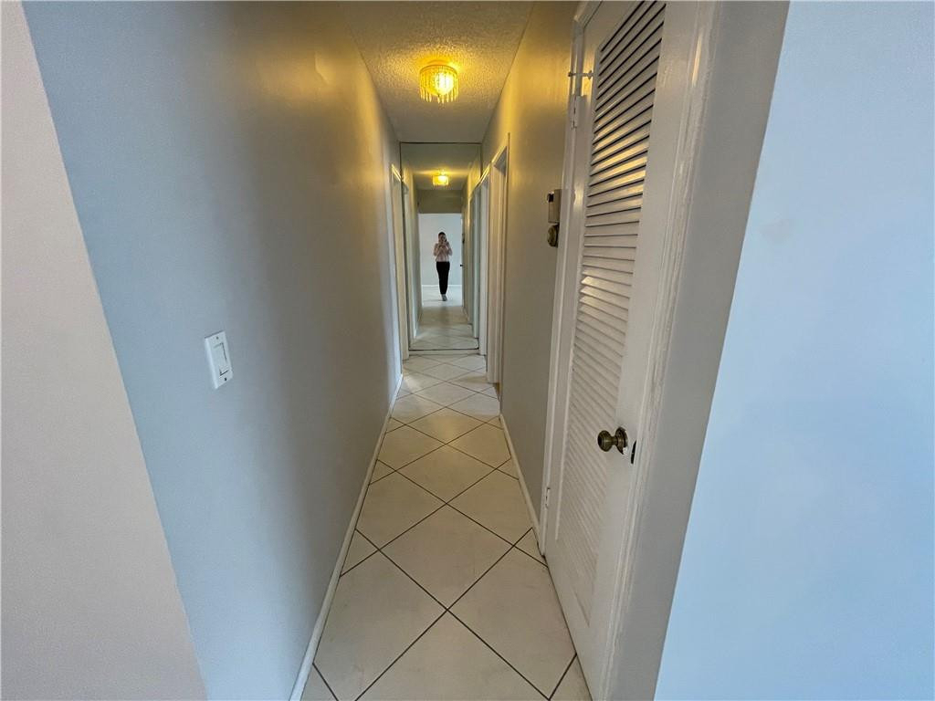 2180 Ne 67th Street - Photo 7