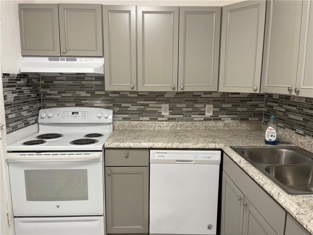 2180 Ne 67th Street - Photo 1