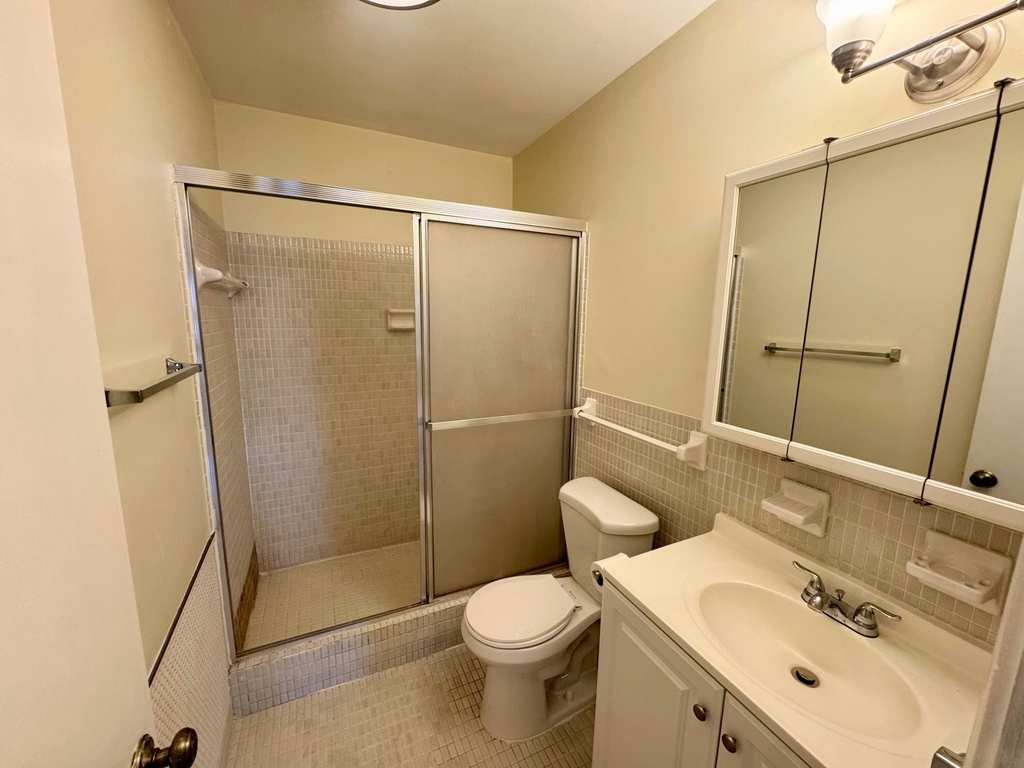 2180 Ne 67th Street - Photo 12