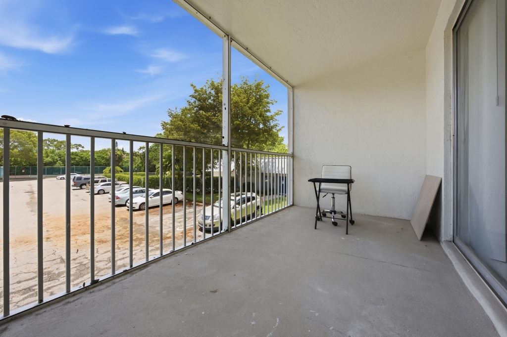 3000 Riverside Drive - Photo 30