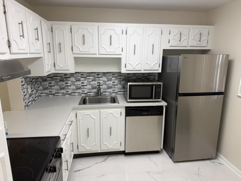 3000 Riverside Drive - Photo 4