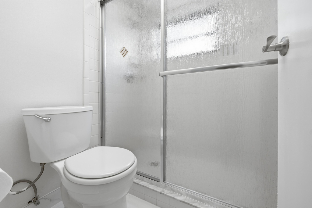 3000 Riverside Drive - Photo 21