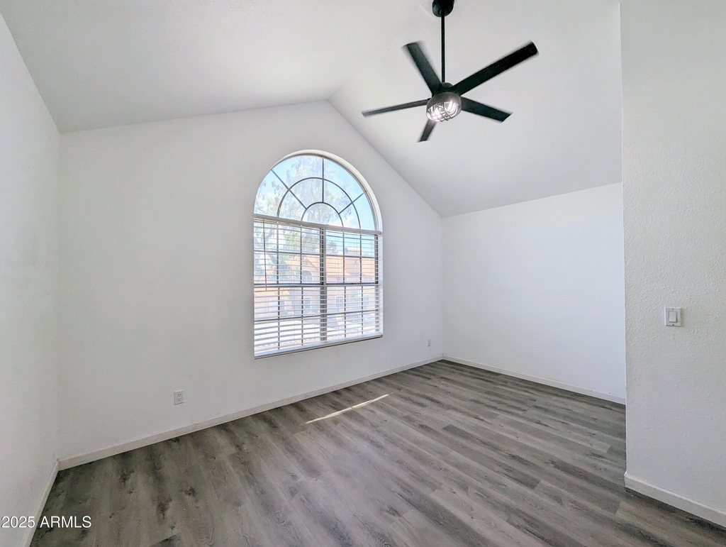 4601 N 102nd Avenue - Photo 33