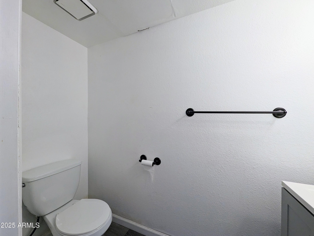 4601 N 102nd Avenue - Photo 21