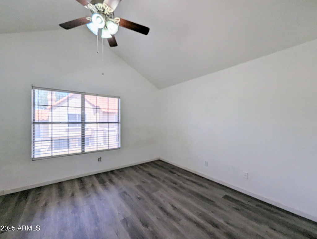 4601 N 102nd Avenue - Photo 24
