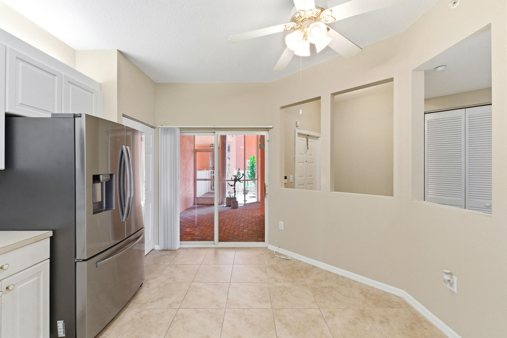 7765 Yardley Drive - Photo 6