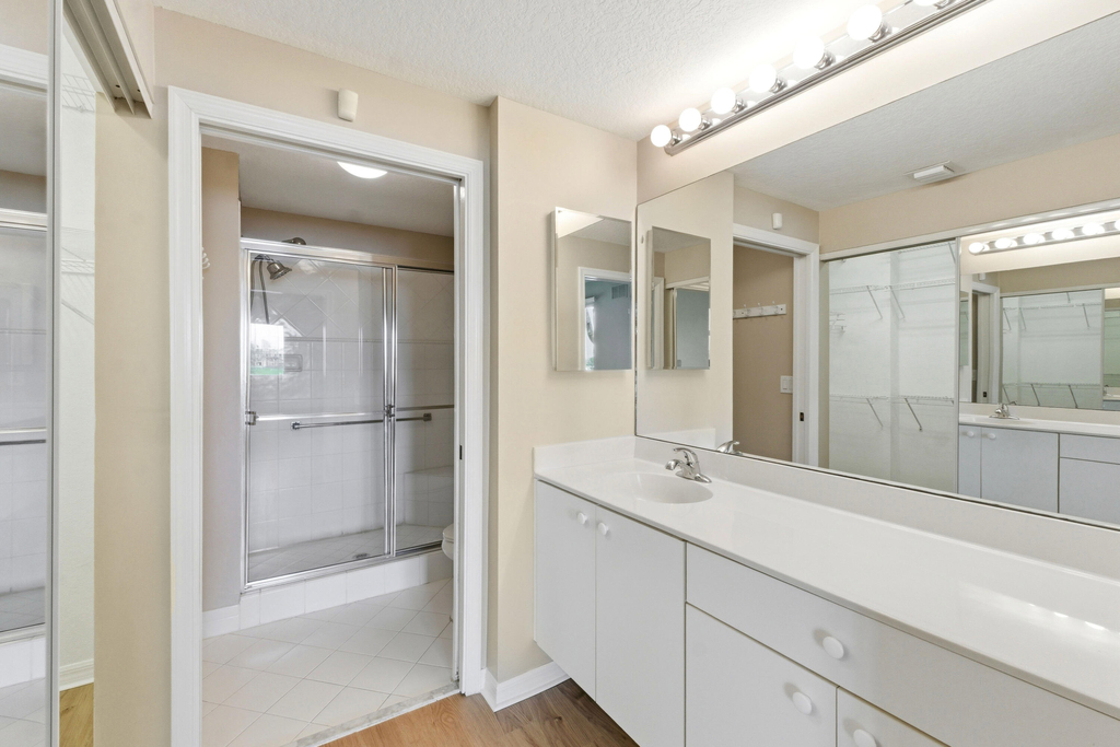 7765 Yardley Drive - Photo 25