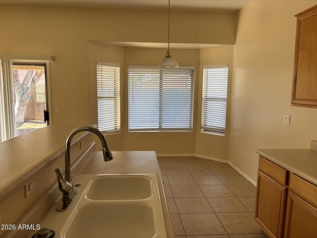 628 E Ranch Road - Photo 6