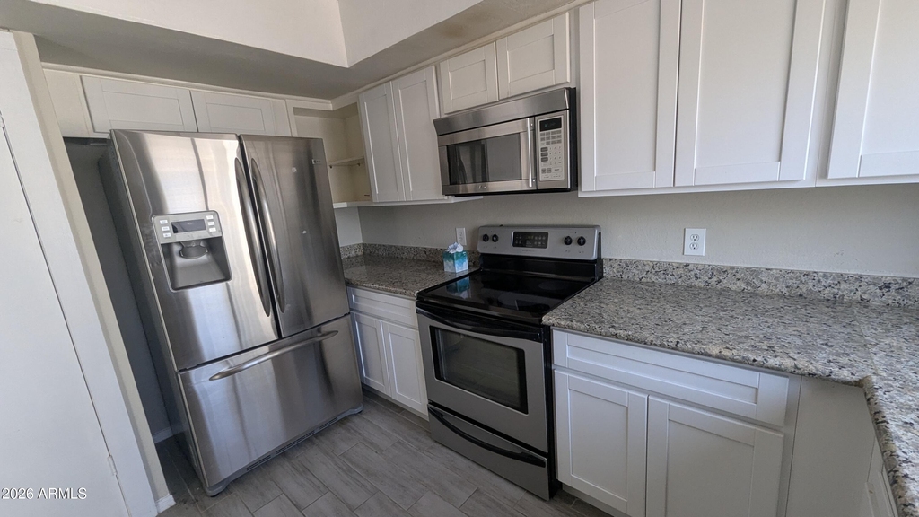 860 N Mcqueen Road - Photo 7