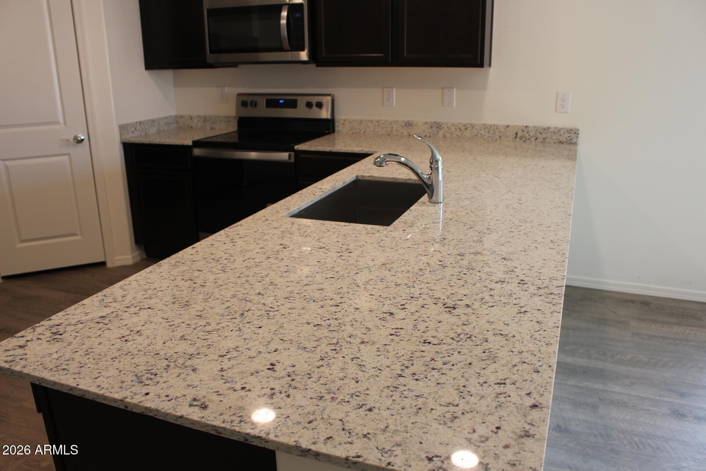 1552 E Inouye Drive - Photo 5
