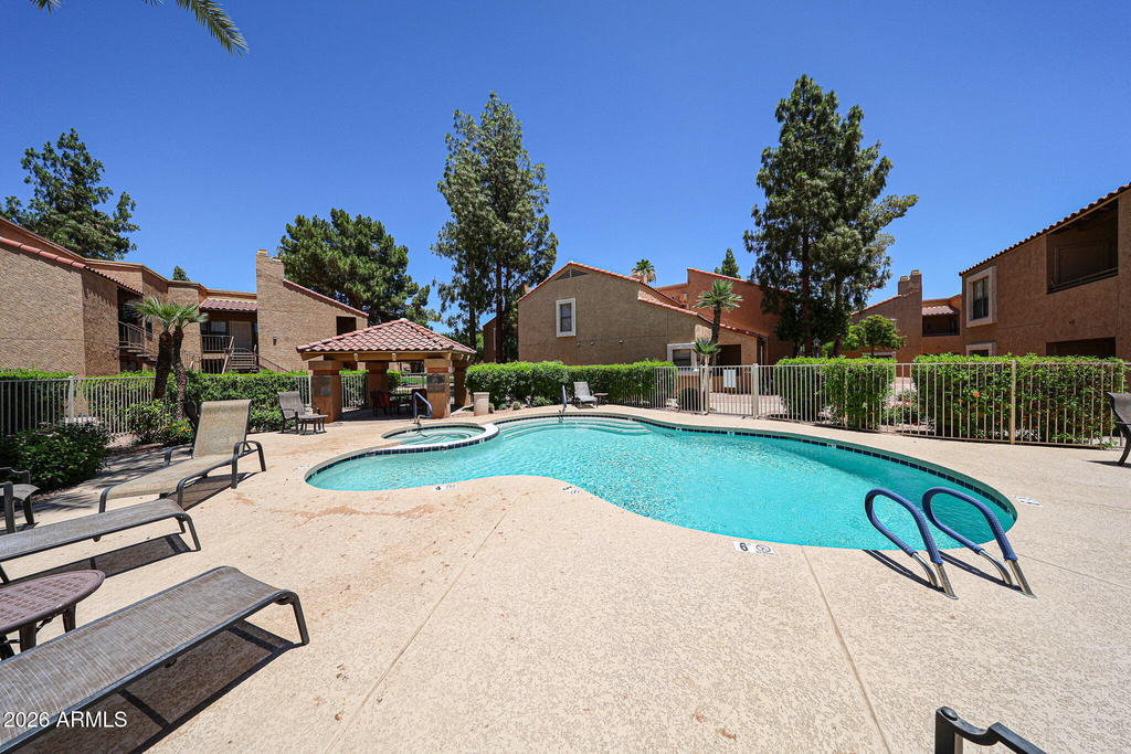 8787 E Mountain View Road - Photo 35