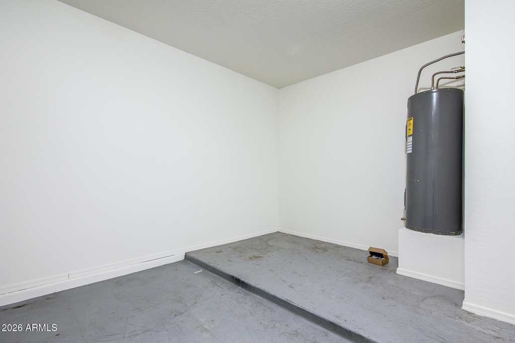 43395 W Wild Horse Trail - Photo 34