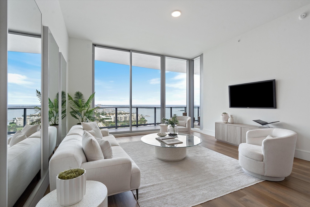 220 Lake Shore Drive - Photo 1