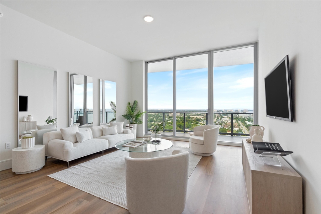 220 Lake Shore Drive - Photo 3