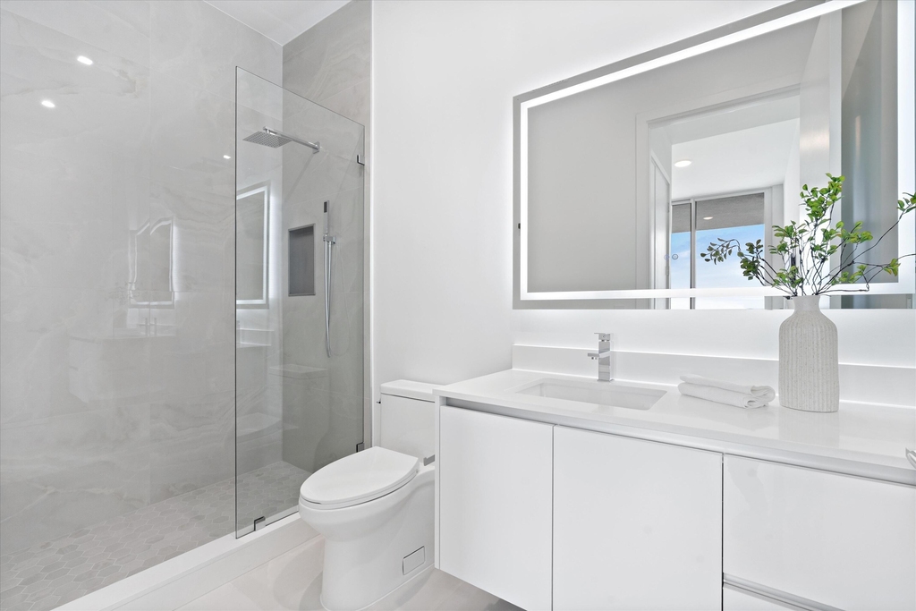 220 Lake Shore Drive - Photo 20