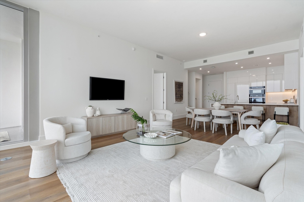 220 Lake Shore Drive - Photo 5