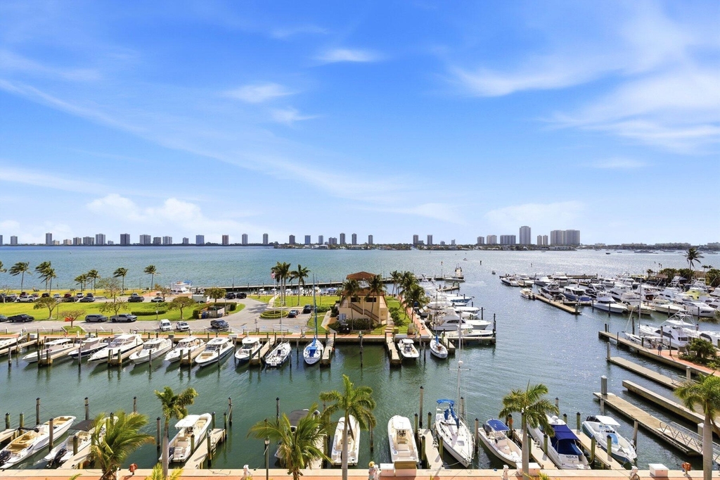 220 Lake Shore Drive - Photo 37