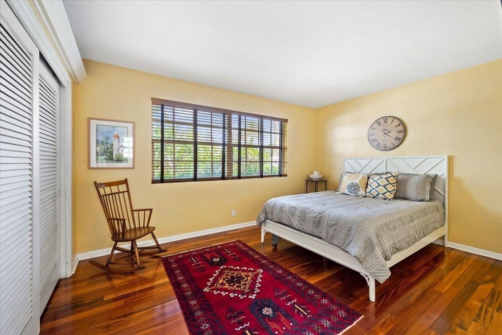2201 N Lakeside Drive - Photo 11