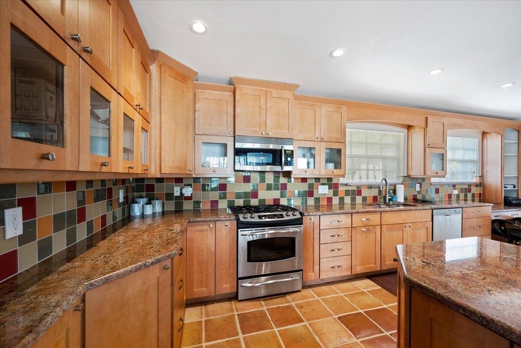 2201 N Lakeside Drive - Photo 7