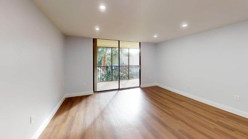 1555 S Federal Highway - Photo 9