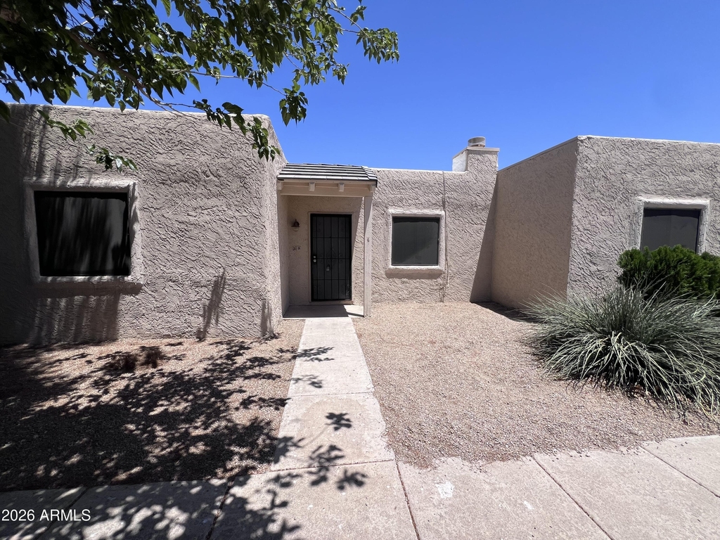 15601 N 27th Street - Photo 1