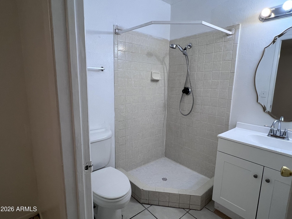 15601 N 27th Street - Photo 9