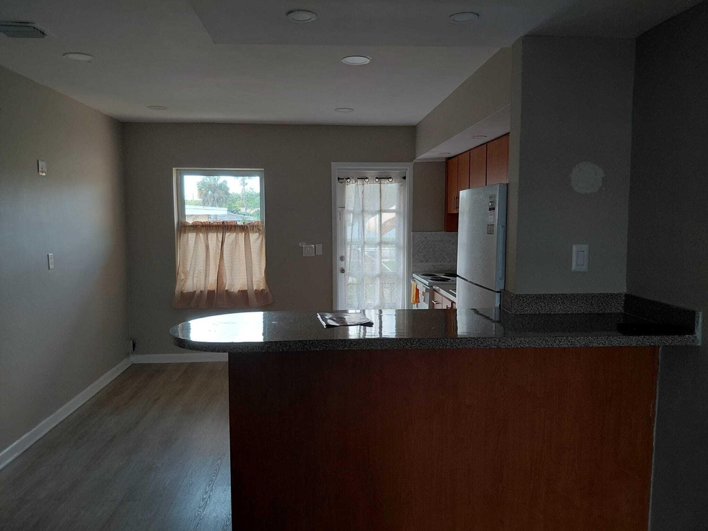 5749-5753 Grant Street - Photo 4