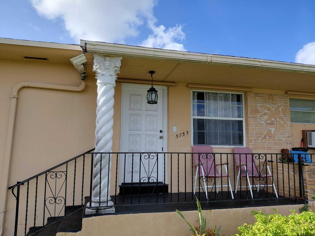 5749-5753 Grant Street - Photo 1