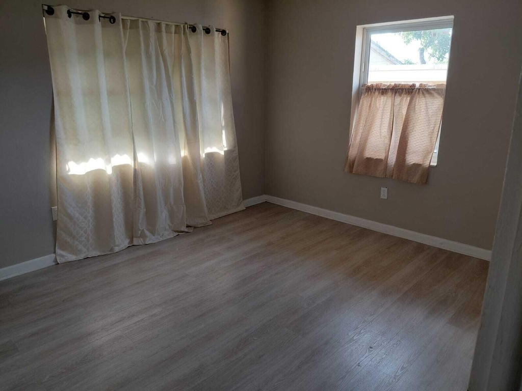 5749-5753 Grant Street - Photo 10