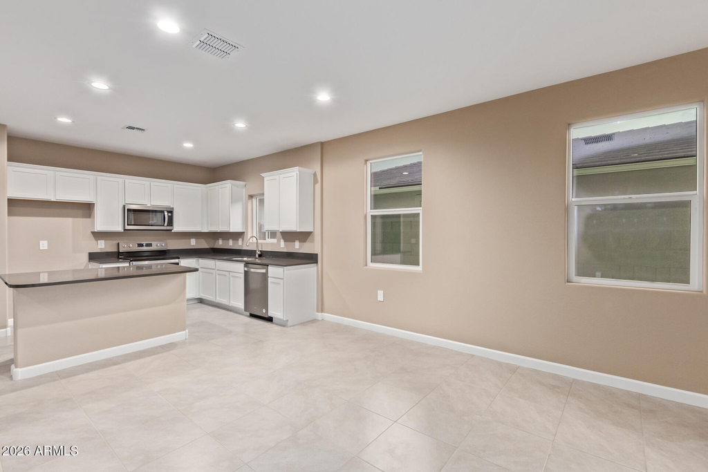 24179 W Ripple Road - Photo 10