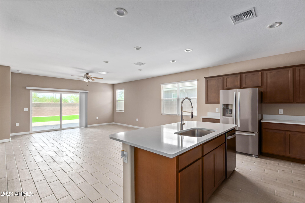 36501 N Senepol Street - Photo 9