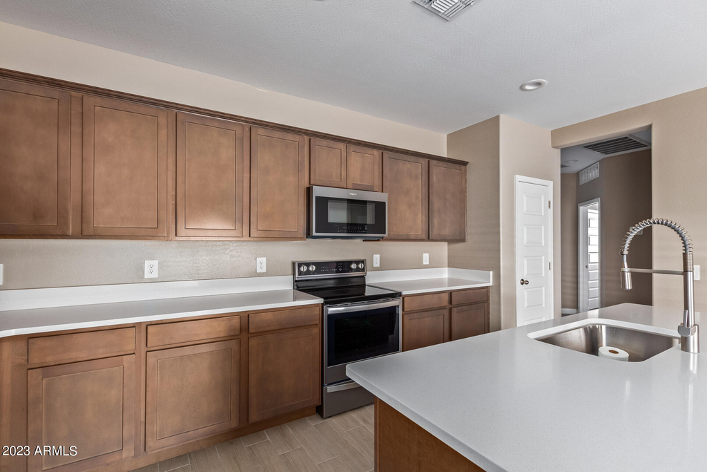 36501 N Senepol Street - Photo 12