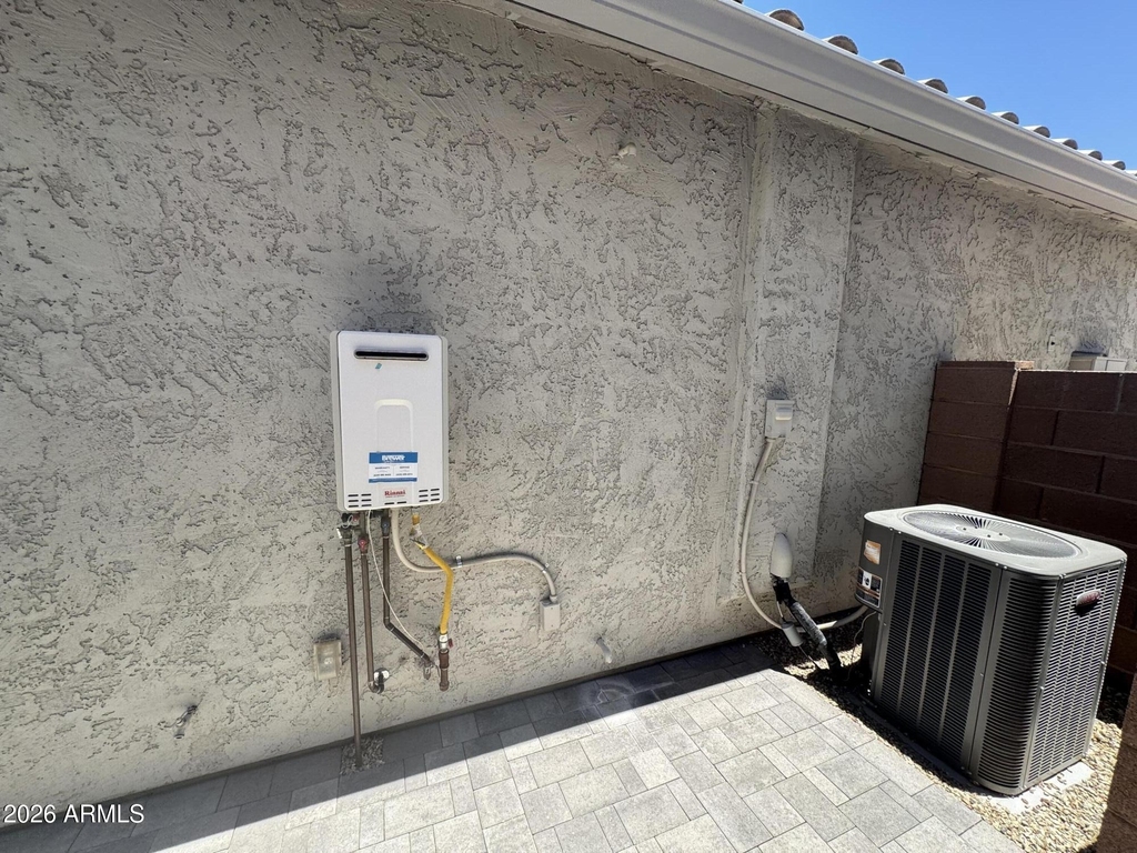 25202 N 142nd Drive - Photo 40