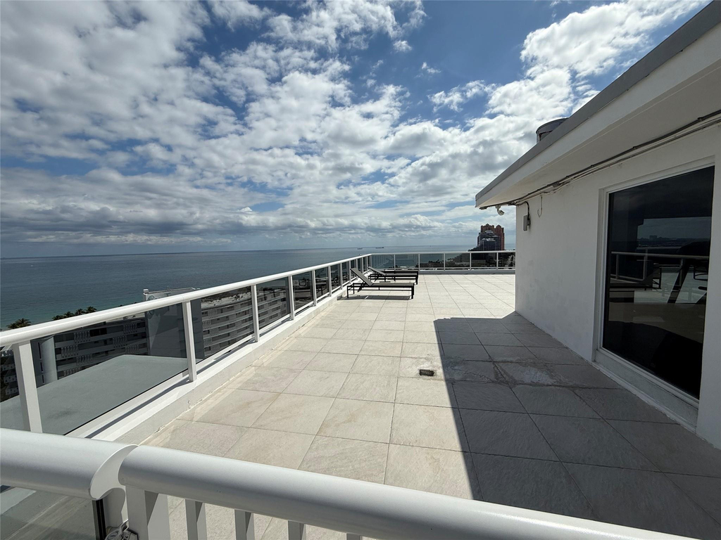2841 N Ocean Boulevard - Photo 19