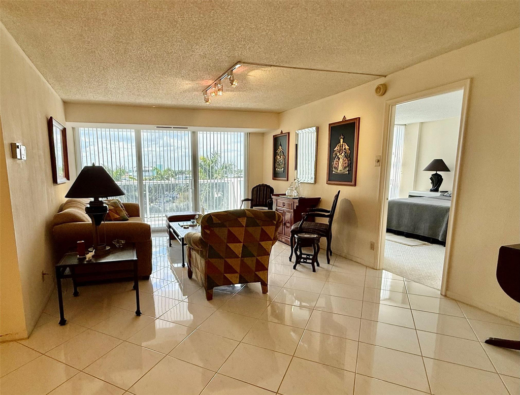 2841 N Ocean Boulevard - Photo 7