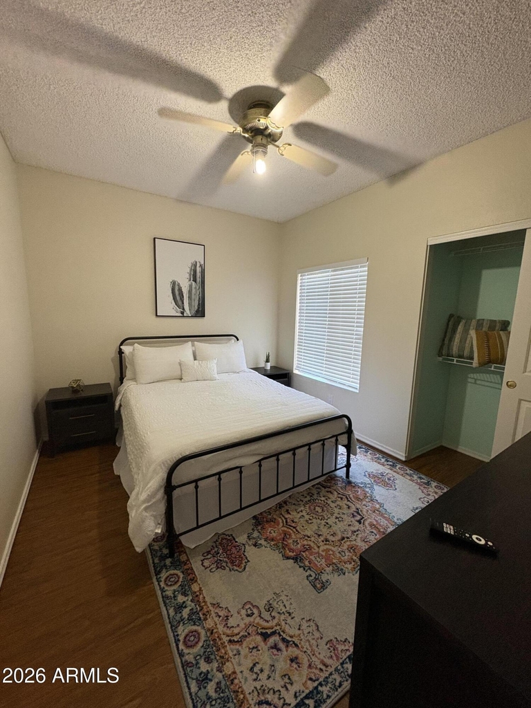 7035 W Morrow Drive - Photo 7