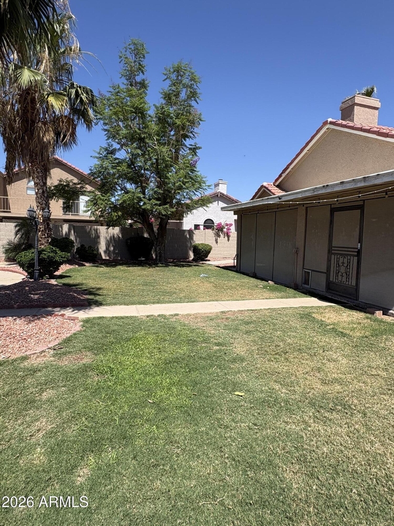 7035 W Morrow Drive - Photo 19