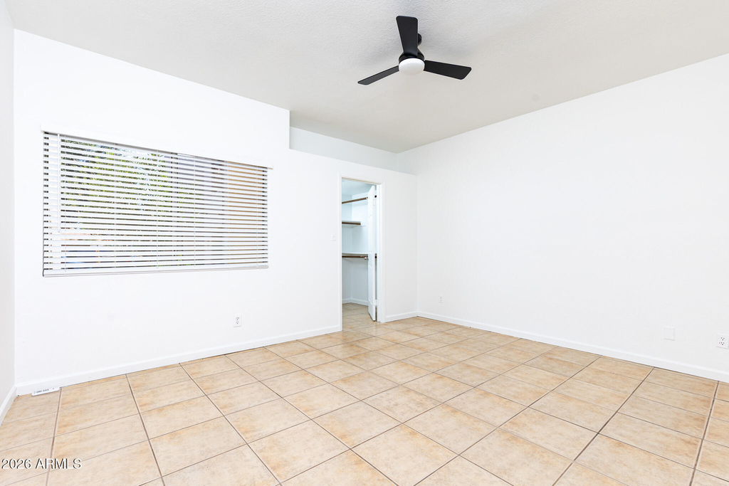 11333 N 92nd Street - Photo 10