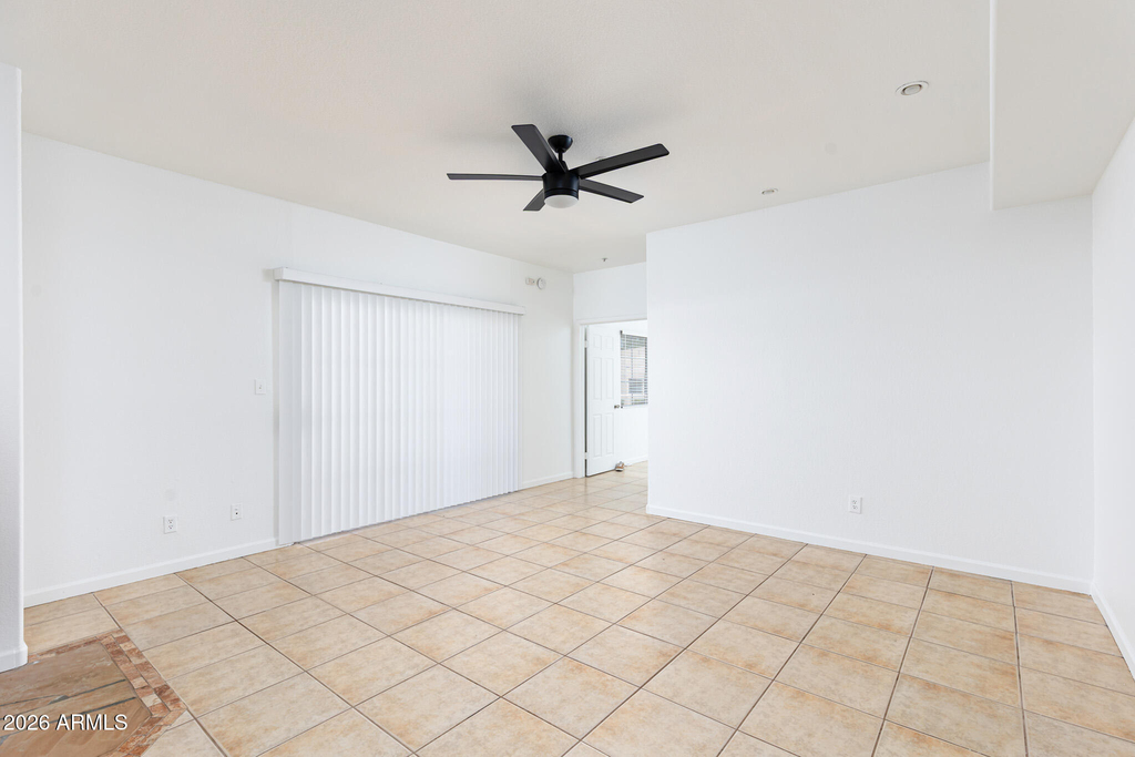 11333 N 92nd Street - Photo 3
