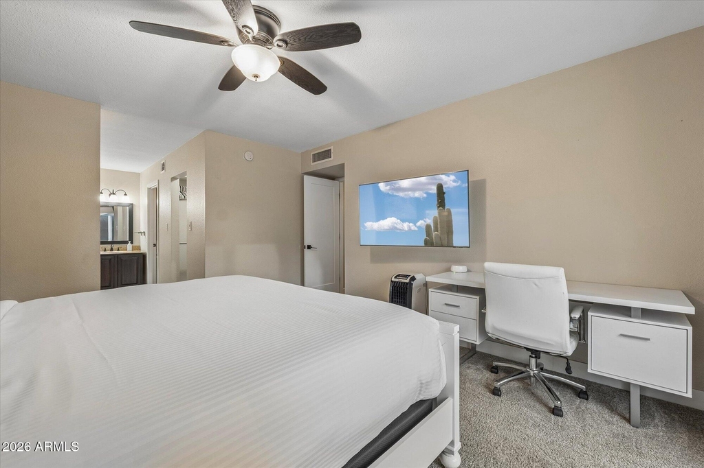 14423 N 51st Street - Photo 12