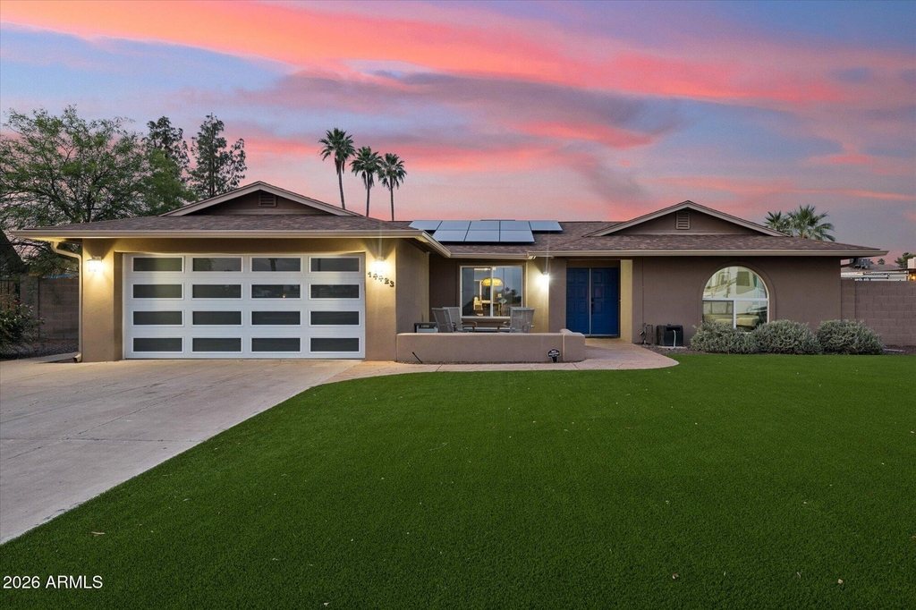 14423 N 51st Street - Photo 0