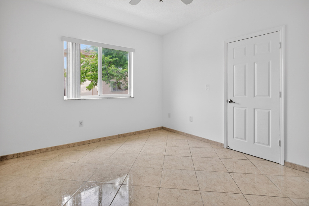 7085 Nova Drive - Photo 14