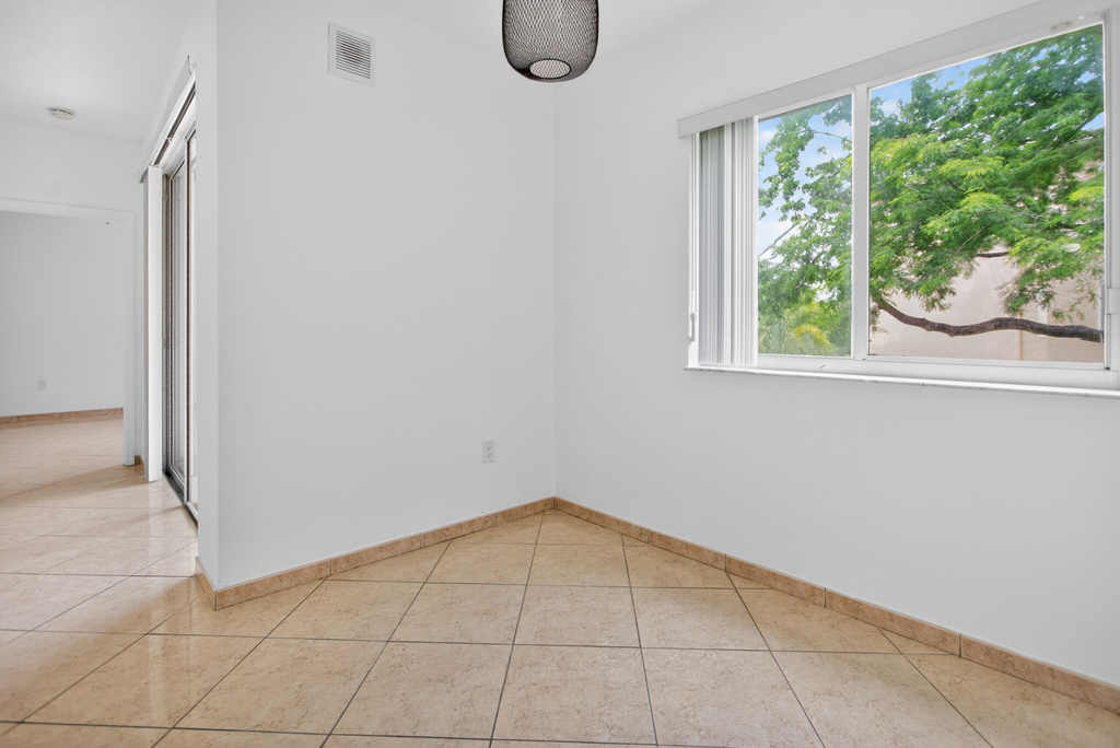 7085 Nova Drive - Photo 9