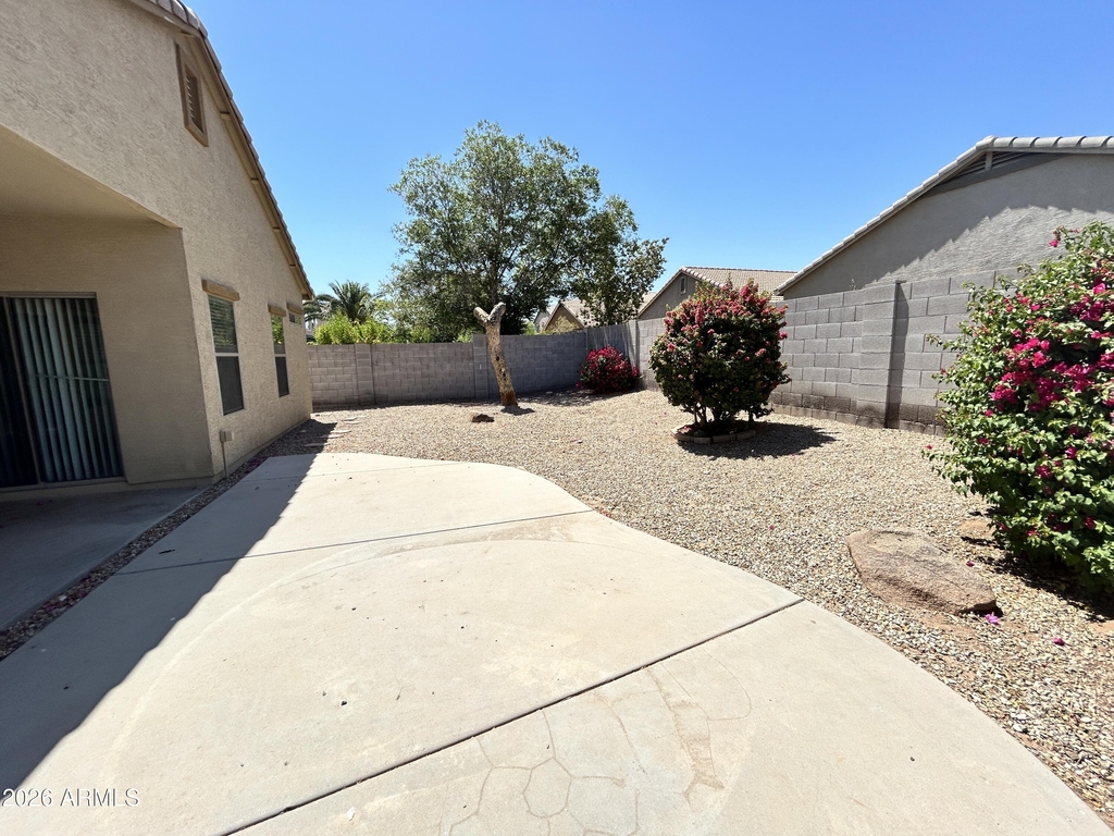 17218 W Country Gables Drive - Photo 23