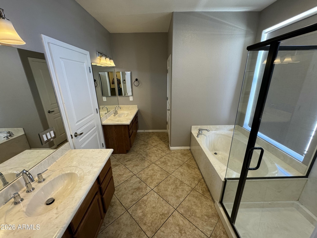 123 N Washington Street - Photo 9