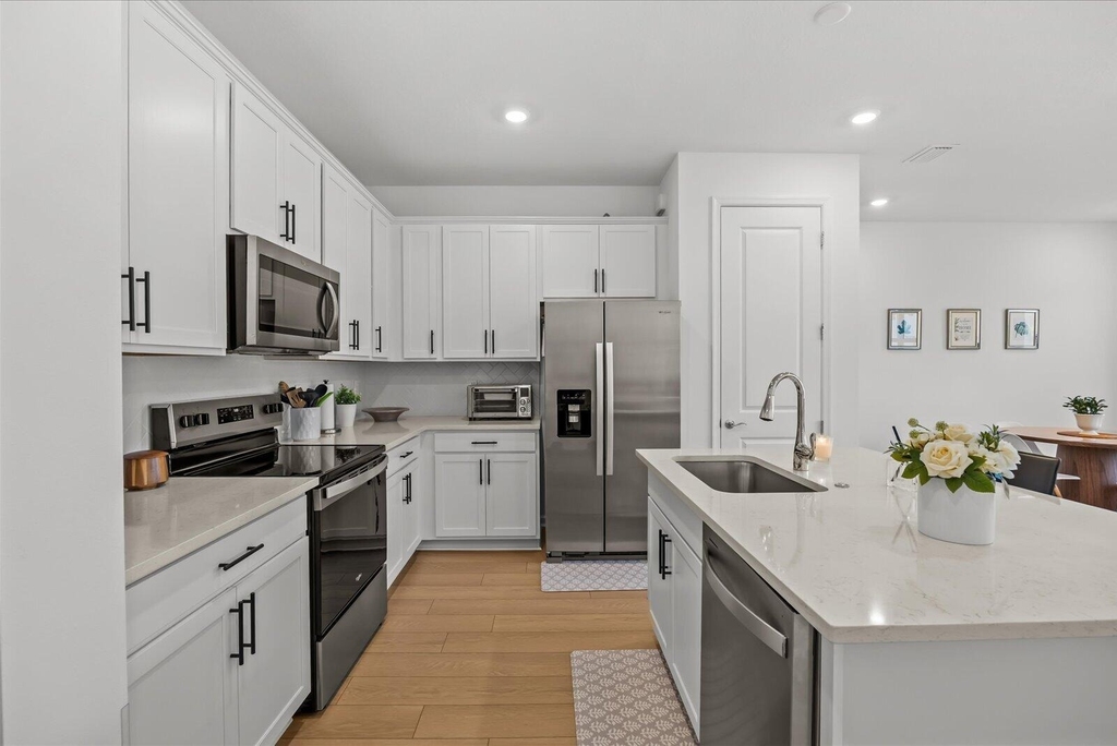 276 Sw Sally Way - Photo 10