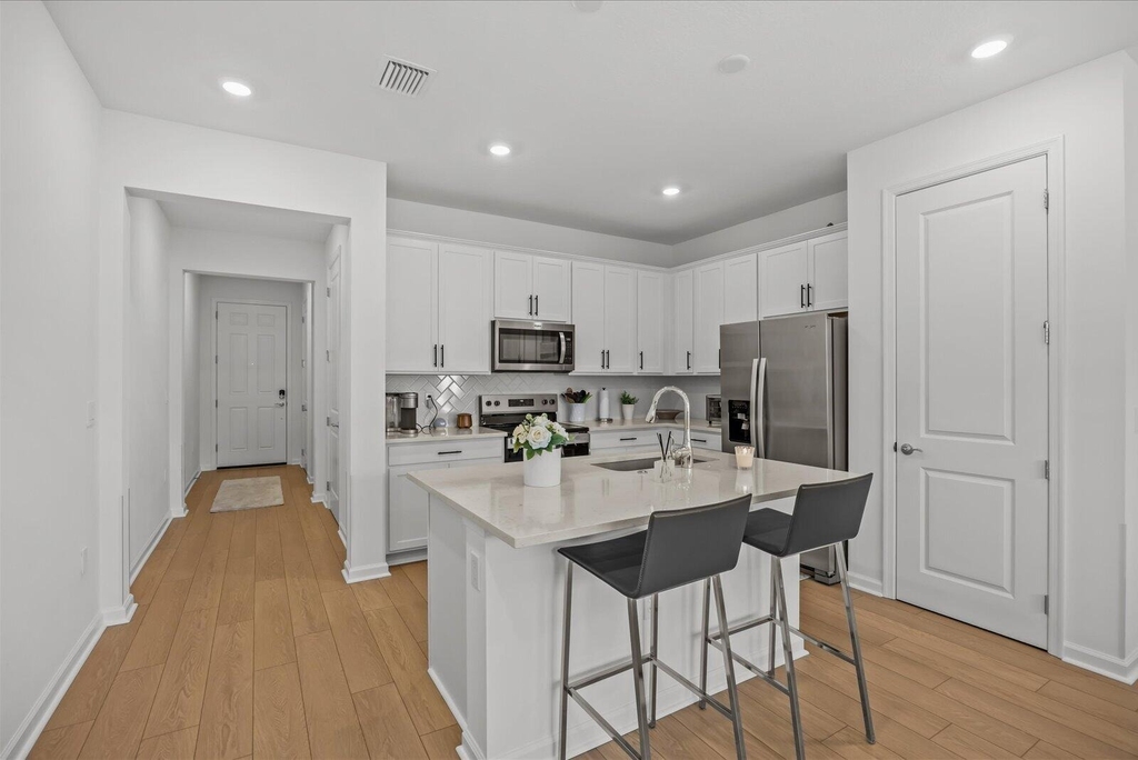276 Sw Sally Way - Photo 8